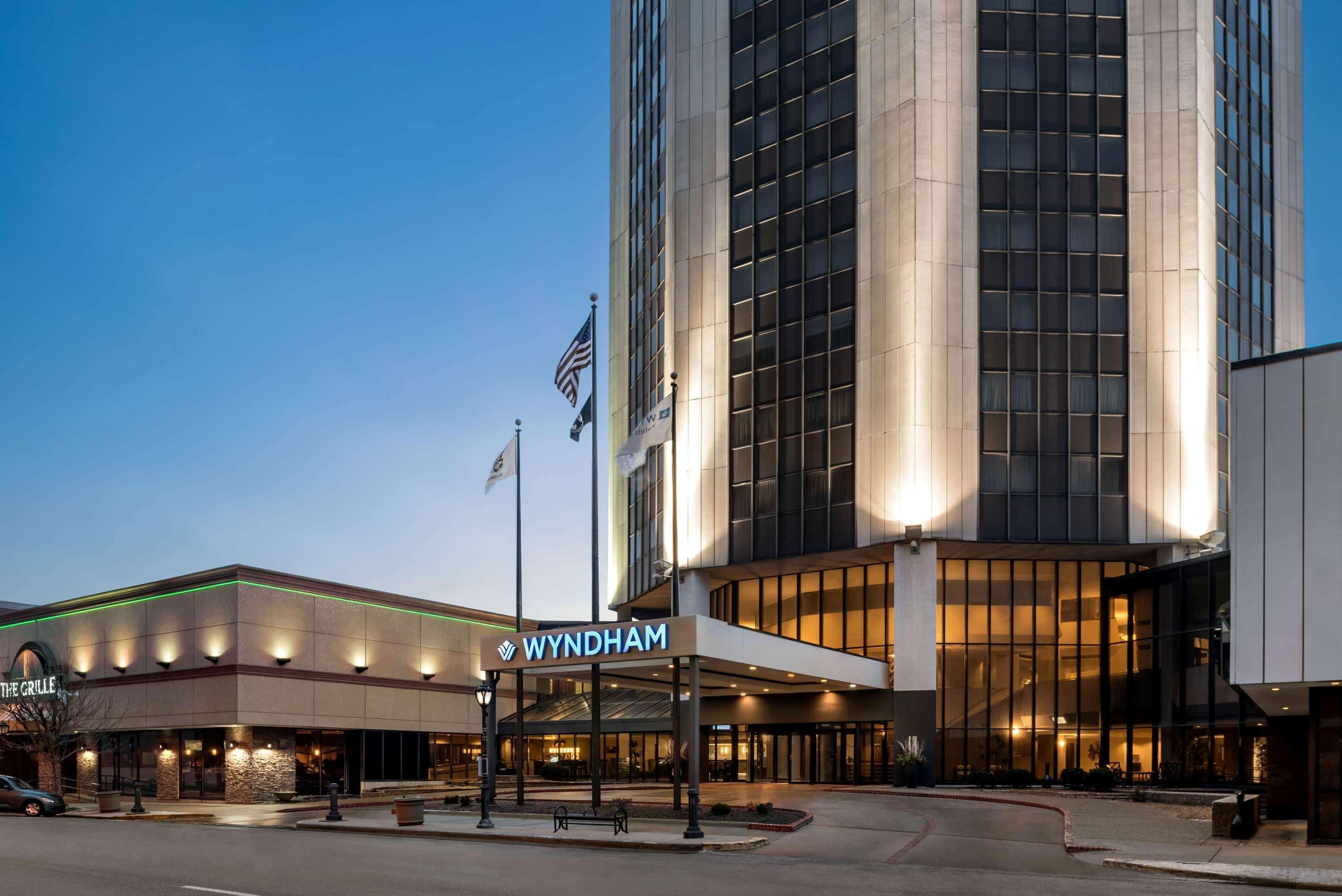 Wyndham Springfield City Centre Экстерьер фото