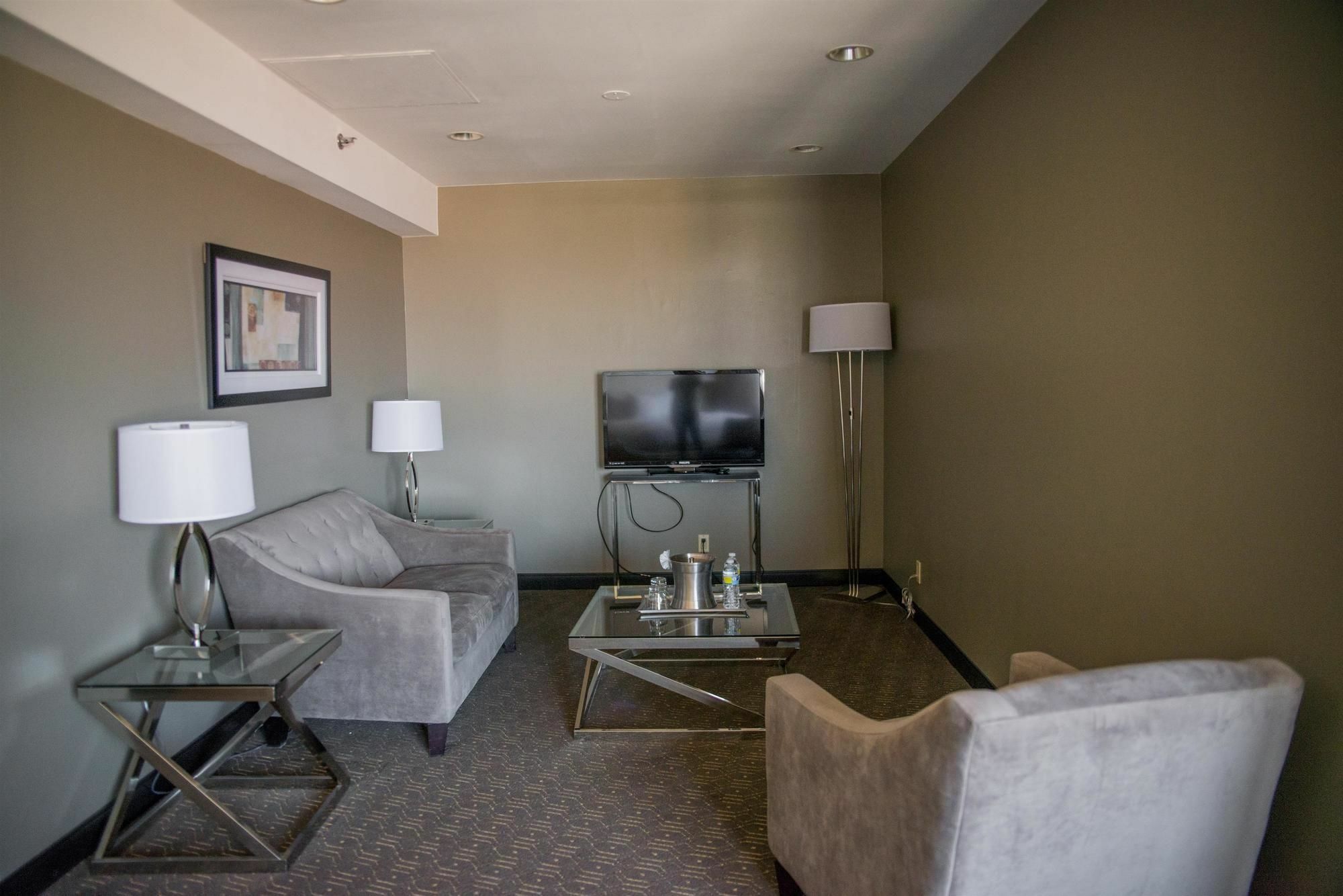 Wyndham Springfield City Centre Экстерьер фото