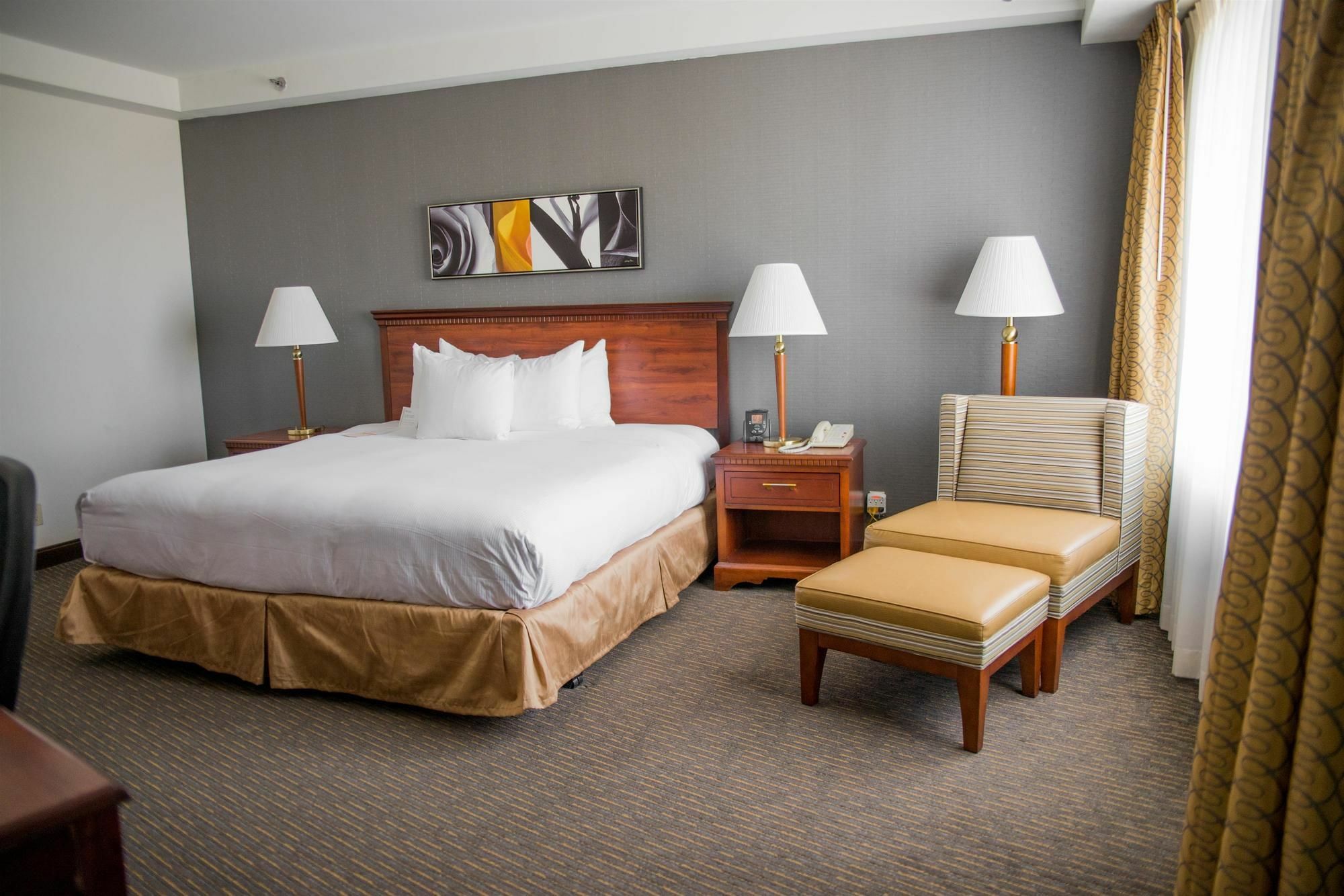 Wyndham Springfield City Centre Экстерьер фото